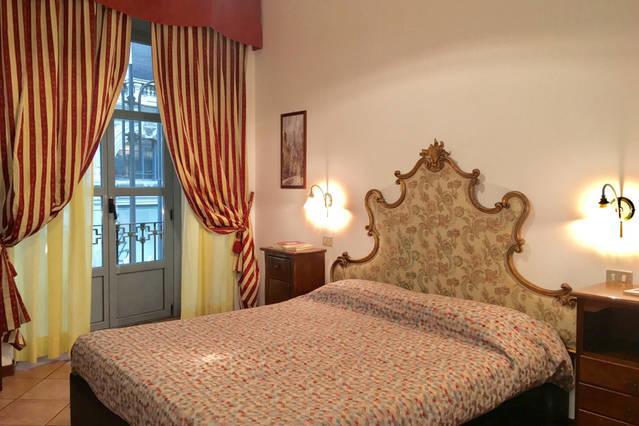 Flat In Piazza Duomo Leilighet Milano Eksteriør bilde