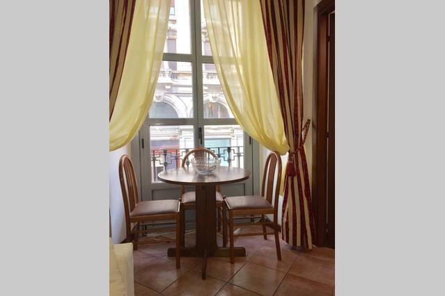 Flat In Piazza Duomo Leilighet Milano Eksteriør bilde