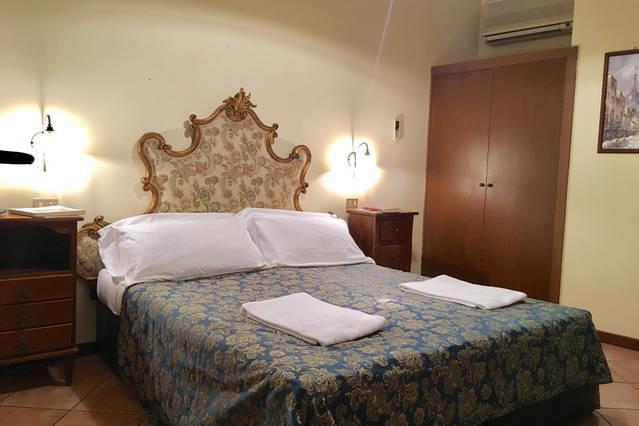 Flat In Piazza Duomo Leilighet Milano Eksteriør bilde